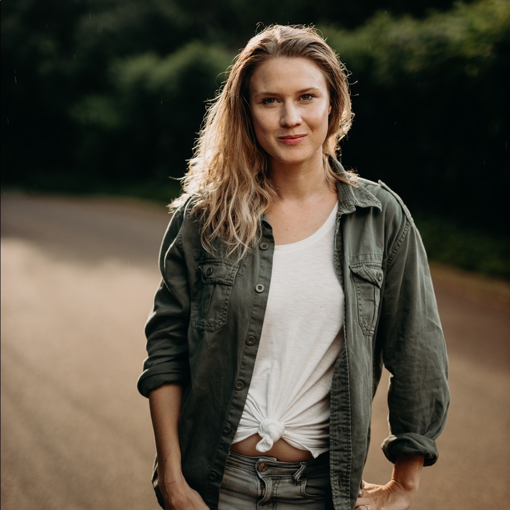 Meet your Posher, Courtney